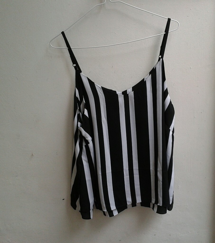 ladies clothes size 22